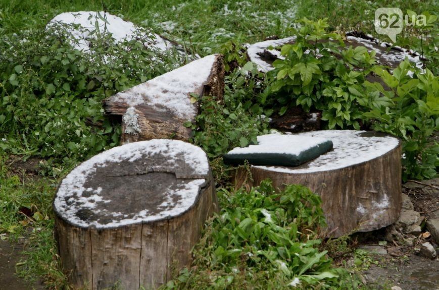 Донецк засыпало снегом