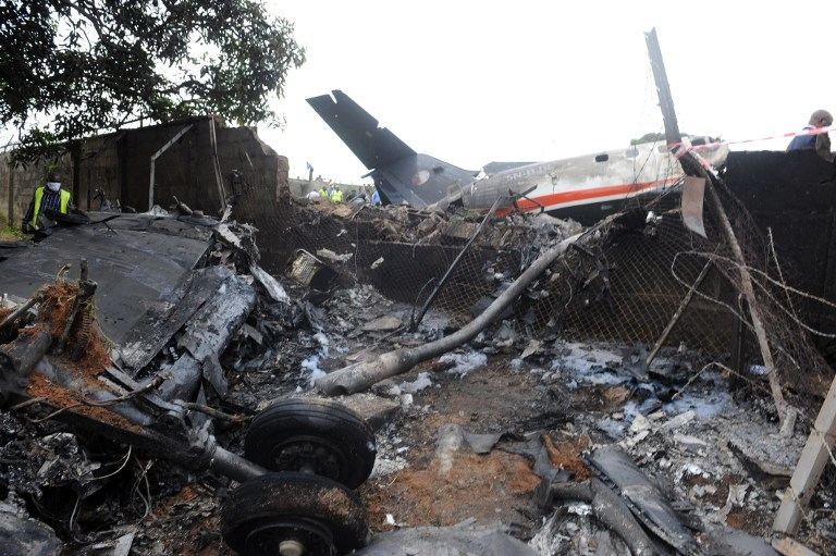 В аэропорту Лагоса разбился самолет