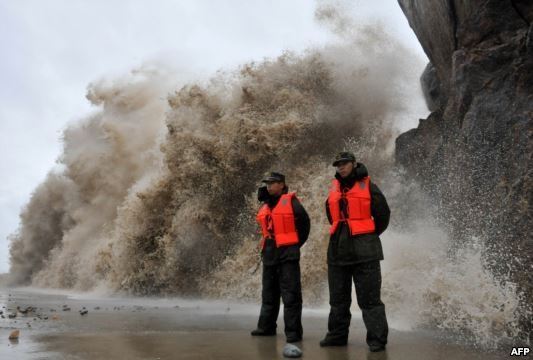 От тайфуна в Китае пострадали уже более 4,5 млн человек