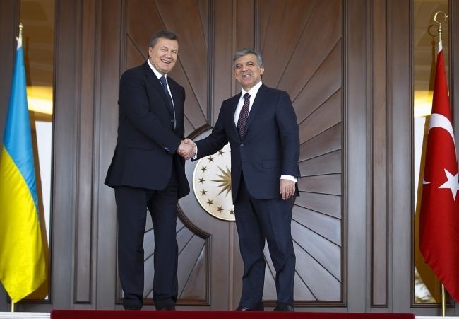 Янукович зустрівся з президентом Туреччини