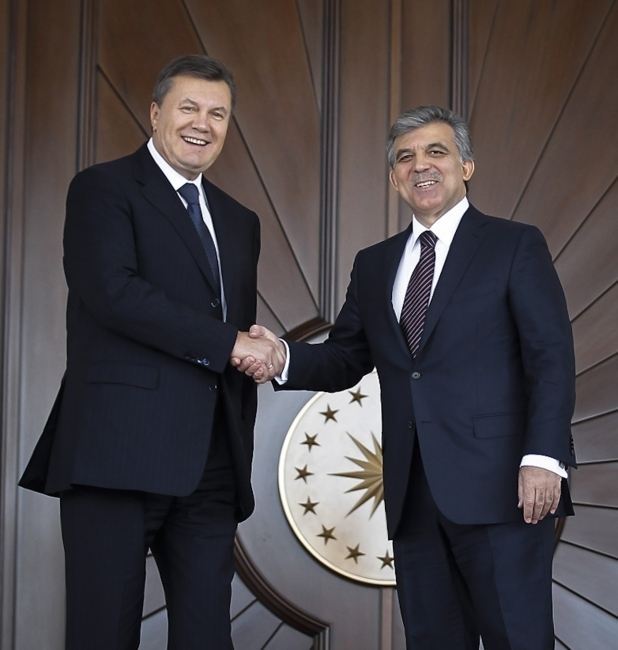 Янукович зустрівся з президентом Туреччини