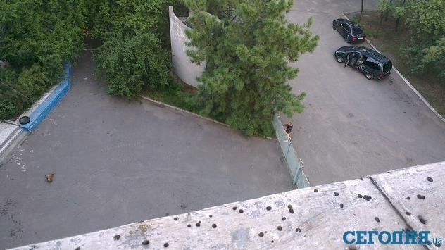 Двое мужчин устроили стрельбу в Днепропетровске