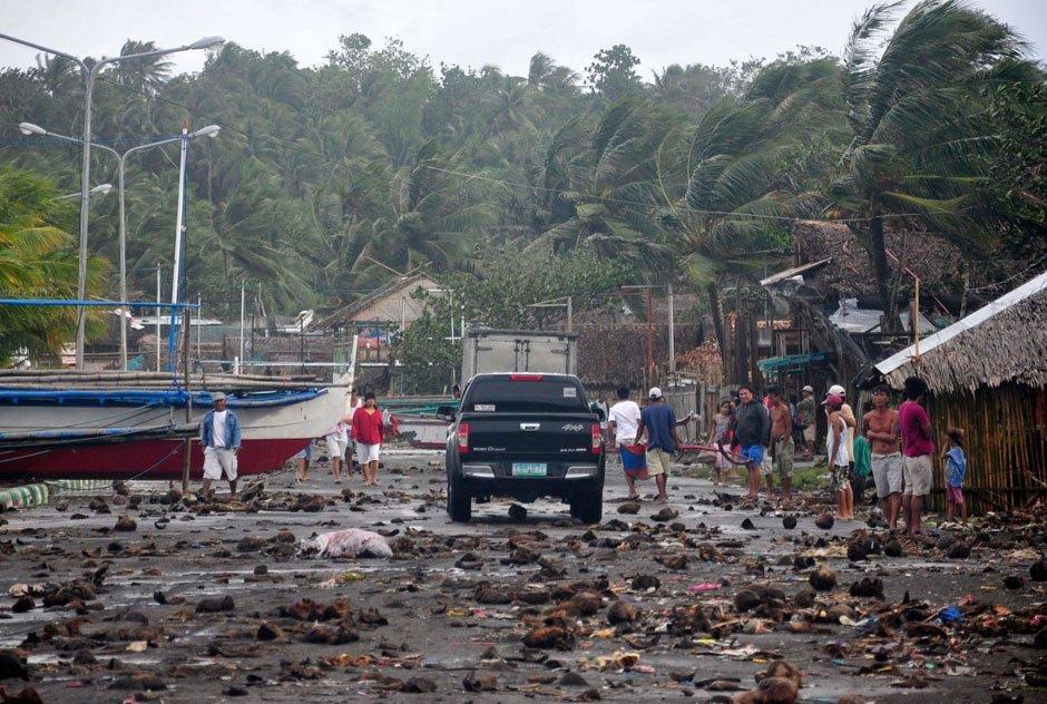 За Філіппінам пройшовся тайфун "Хайян"