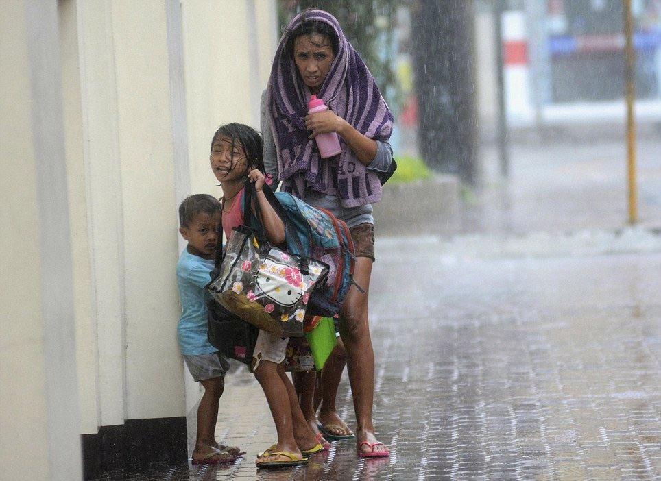 По Филиппинам прошелся тайфун "Хайян"