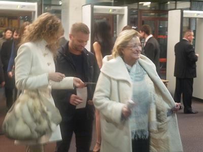 Шуфутинский в Киеве учил зрителей считать до семи