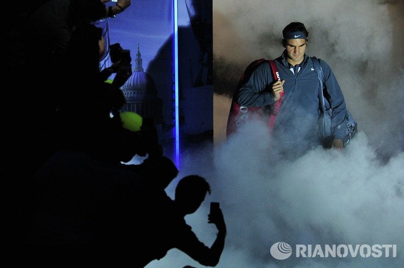 Летающий фигурист и плавающая лошадь - лучшие кадры недели