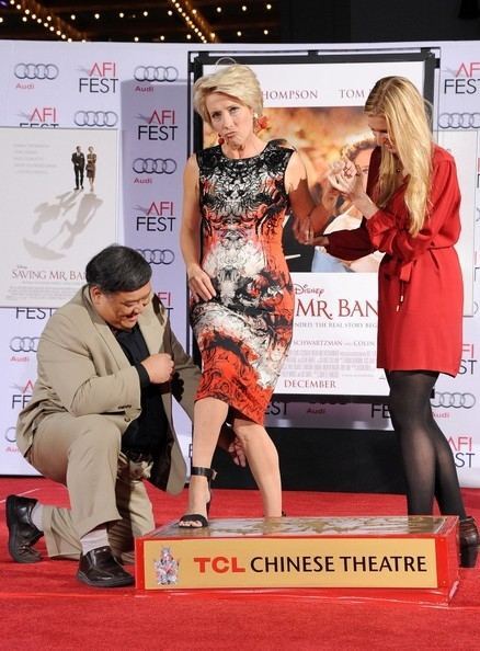 Эмма Томпсон упала в цемент