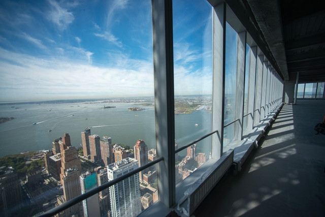 У Нью-Йорку відкриють хмарочос відновленого Всесвітнього Торгового Центру