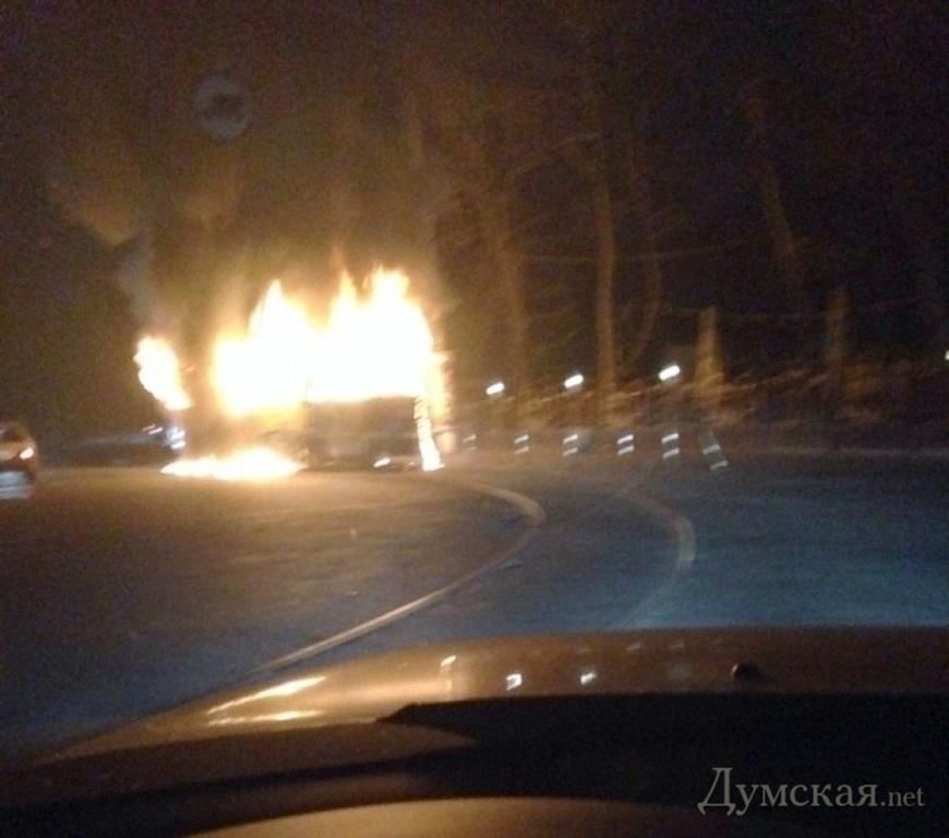 В Одесі вщент згорів трамвай