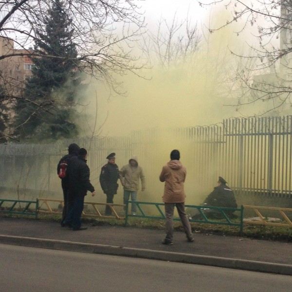 Активисты "Другой России" задержаны за нападение на польское посольство