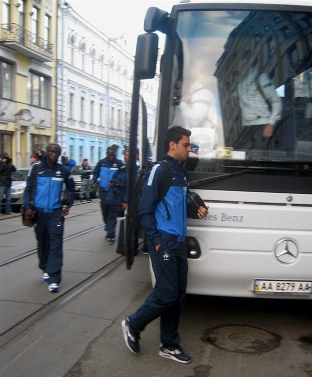 Сборную Франции встречали в Киеве криками "Слава Україні!"