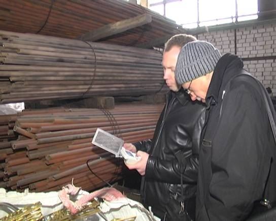 Тонны труб на киевском складе оказались из Чернобыля