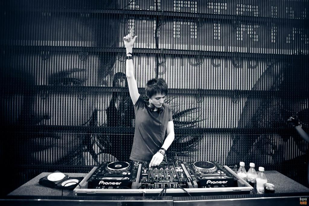 Украинец вошел в топ-рейтинг лучших диджеев мира