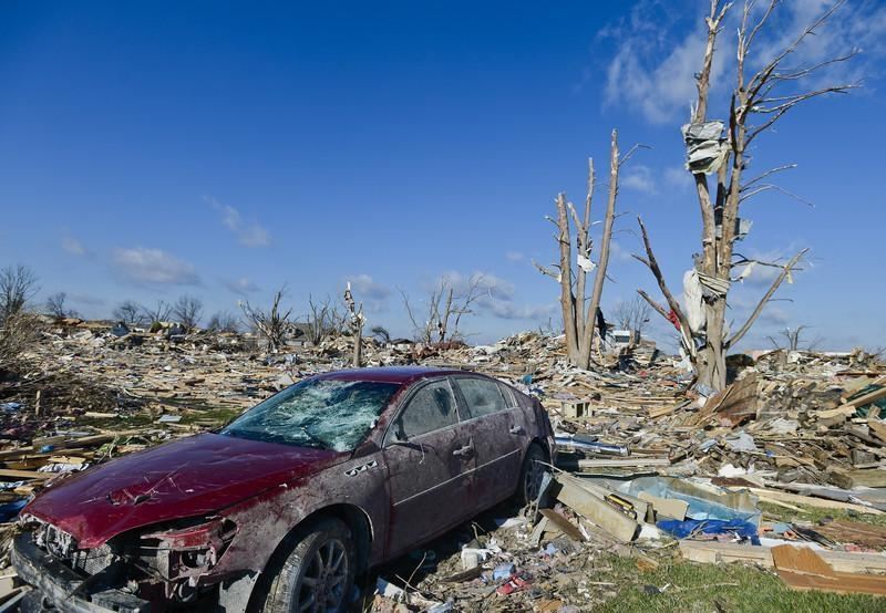 По США прошлись 80 торнадо: есть жертвы