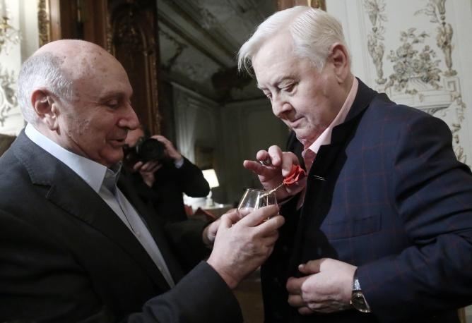 Олег Табаков стал офицером Ордена Почетного легиона