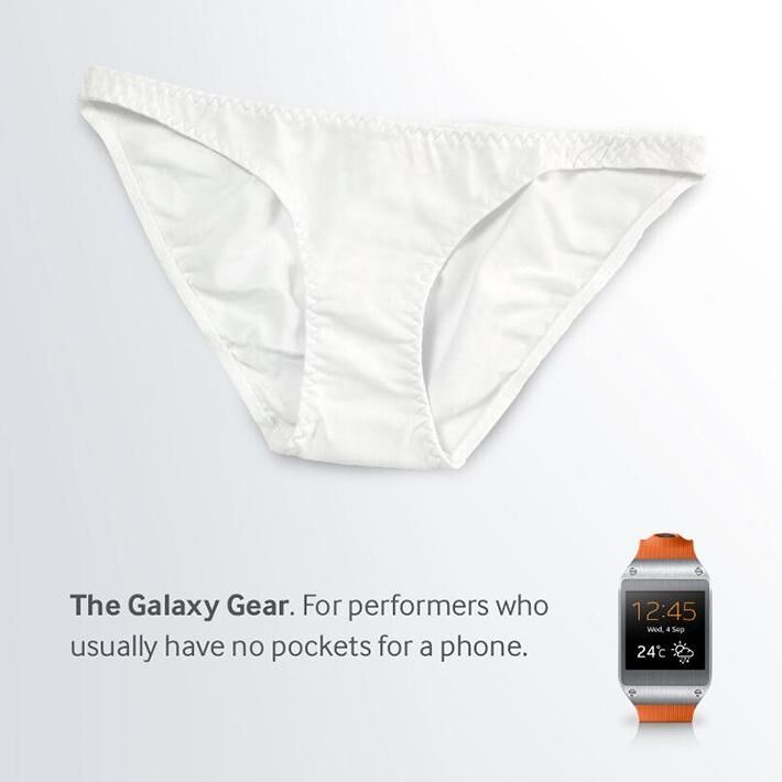 Samsung рекламирует умные часы с помощью женских трусов