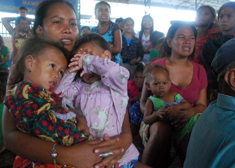 Число жертв тайфуну на Філіппінах перевалило за 4000