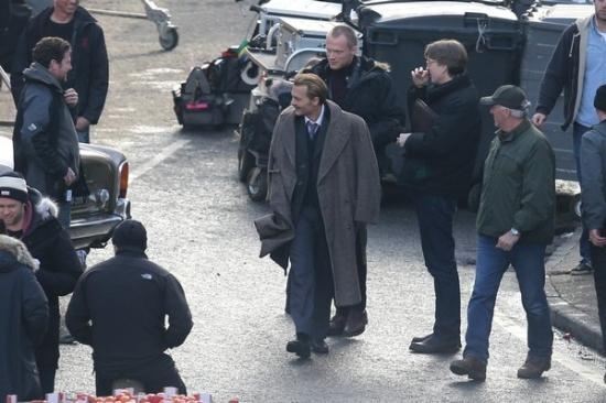 Усатый блондин Джонни Депп предстал в образе жулика