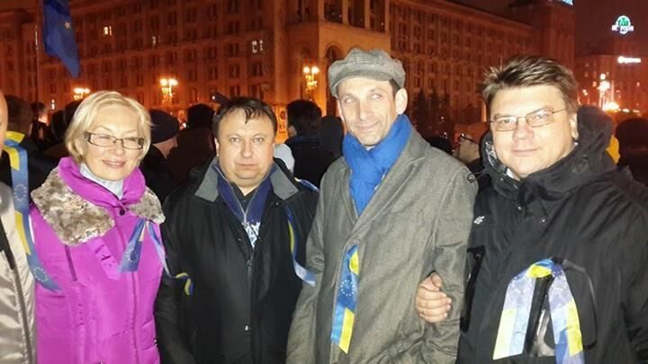 На Майдане собираются украинцы, возмущенные приостановкой евроинтеграции