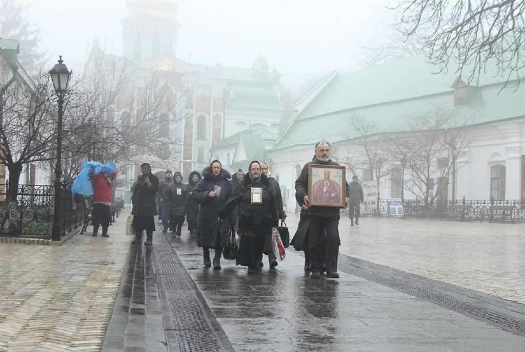 В Киево-Печерской лавре митинговали против евроинтеграции