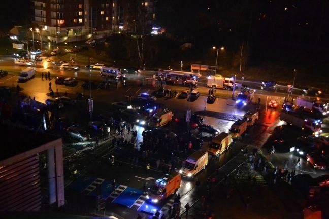 Количество погибших при обрушении торгового центра в Риге увеличилось