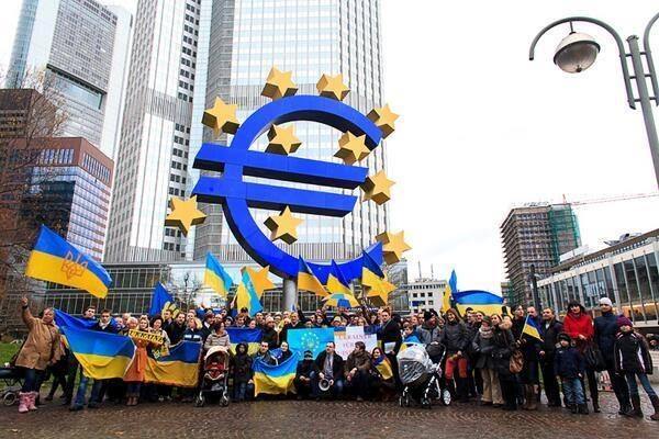 Евромайдани в світі. Фоторепортаж