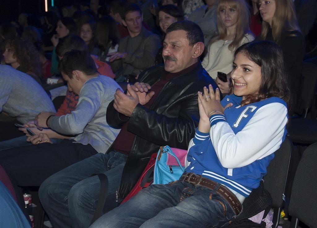 16-летняя девочка приехала на "Х-Фактор" на костылях ради Дани Рувинского