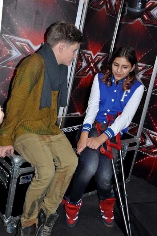 16-летняя девочка приехала на "Х-Фактор" на костылях ради Дани Рувинского