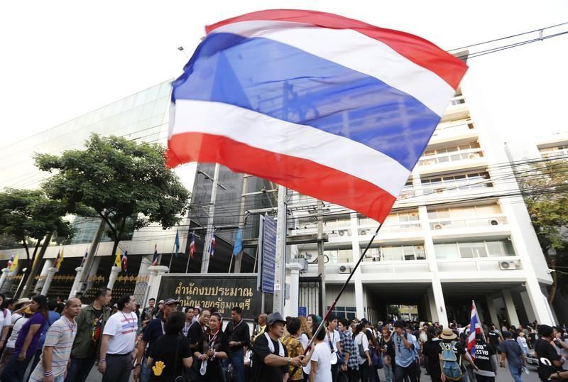 У Таїланді почали оголошувати режим НС через протест