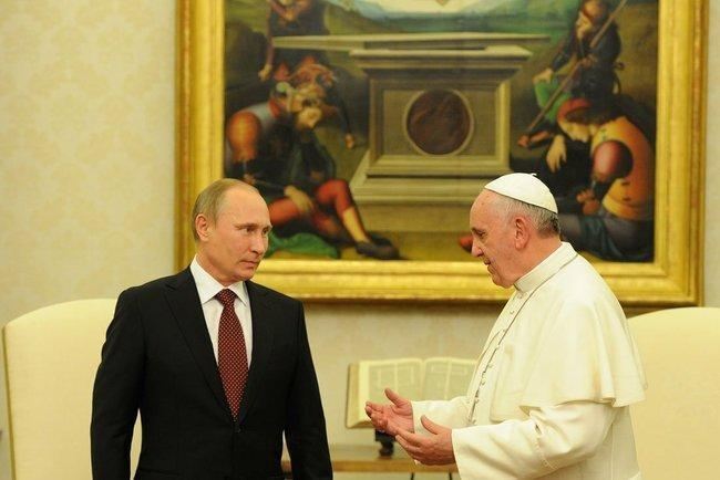 Путін зустрівся з Папою Римським