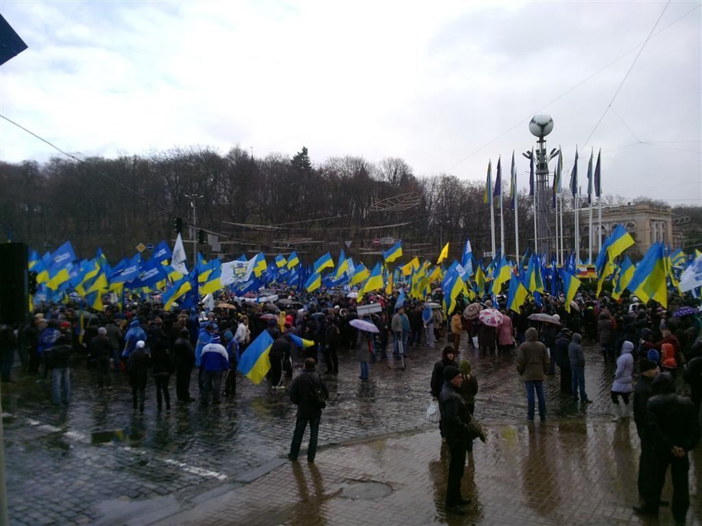 Партія регіонів нарахувала на своєму мітингу 50 тис. осіб