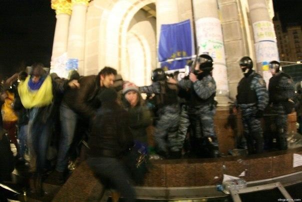 Кривава зачистка "Беркутом" Евромайдана в Києві