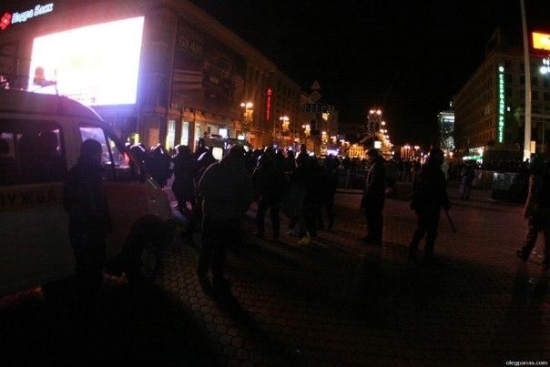 Кровавая зачистка "Беркутом" Евромайдана в Киеве