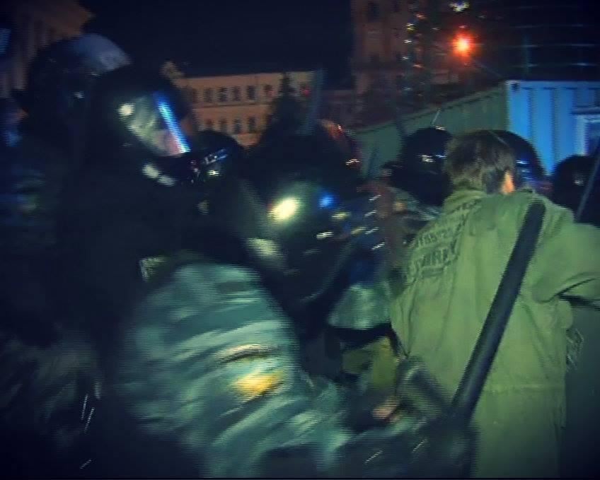"Беркут" жорстоко розігнав Евромайдан