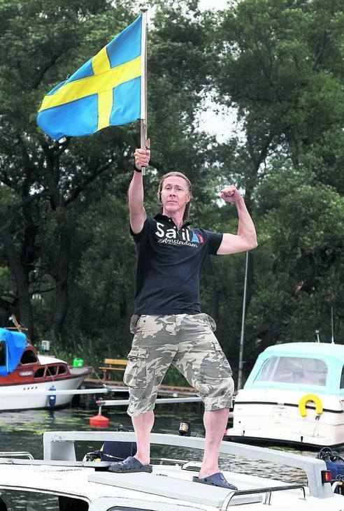 Солист E-Type о поколении 90-х, любви и жизни