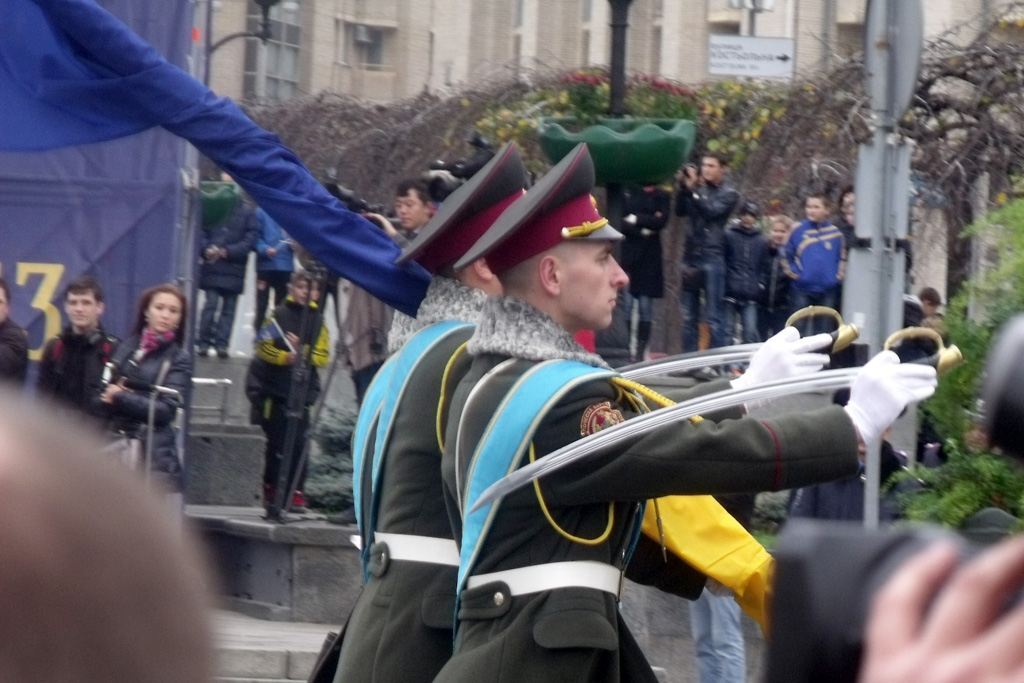 Хрещатиком проїхала військова техніка