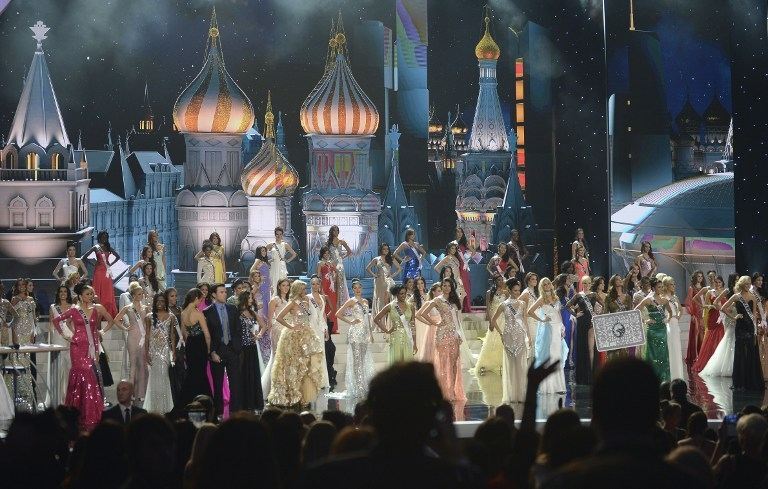 На конкурсі Miss Universe дівчата роздяглися