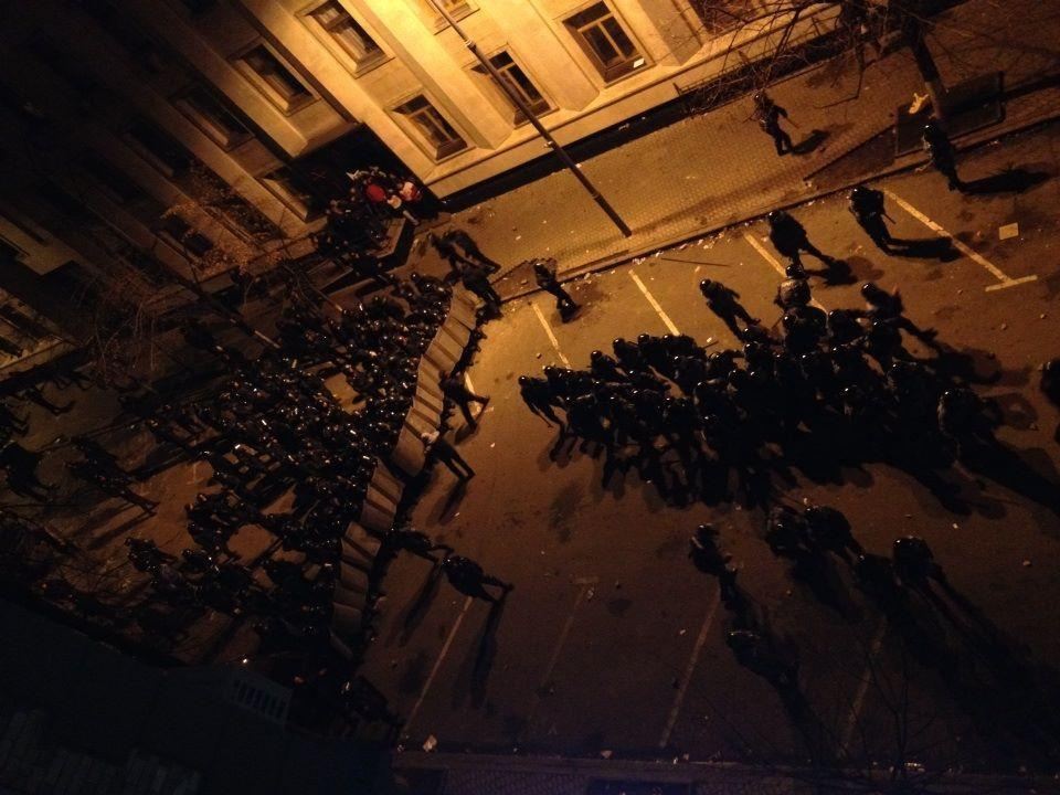 FB: біля будівлі АП велика кількість потерпілих