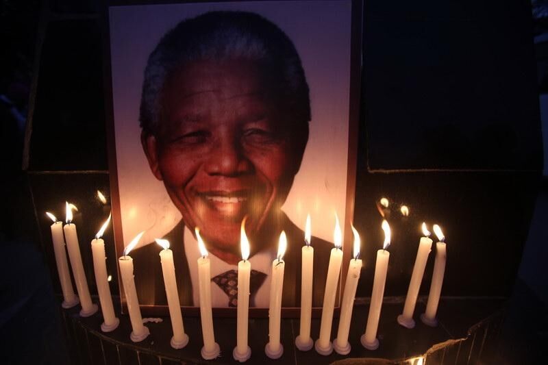 Проститься с Нельсоном Манделой приехали 90 мировых лидеров