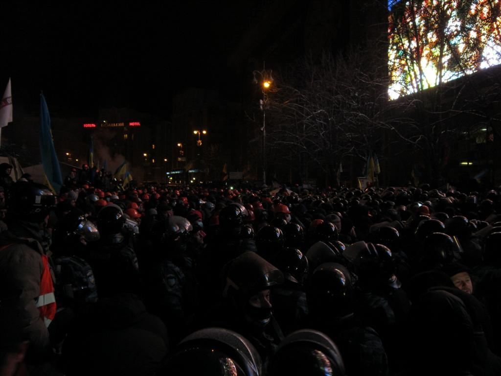 Штурм Евромайдана. Фотохроніка