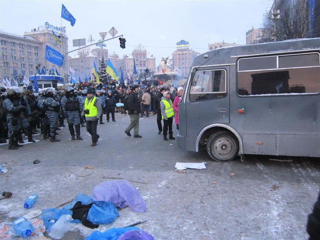 Штурм Евромайдана. Фотохроніка