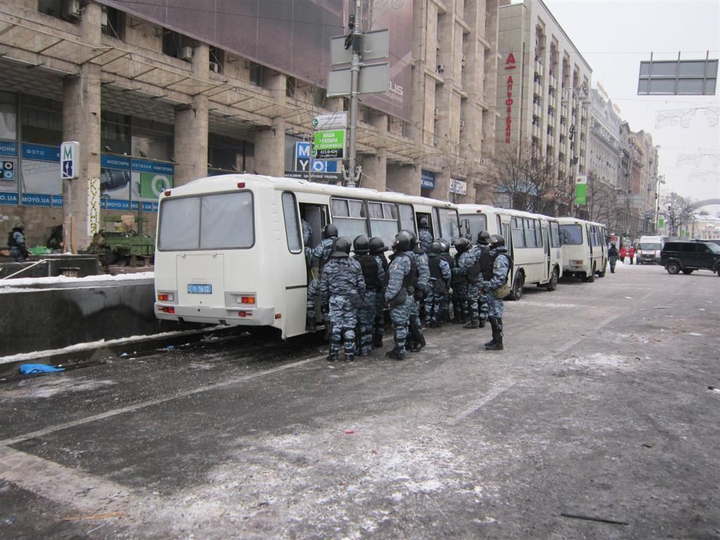 Штурм Евромайдана. Фотохроника