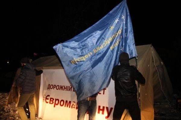 На блокпост Евромайдана під Житомиром напали бійці "Беркута"