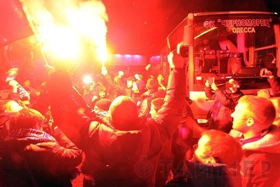 Одесские болельщики горячо встретили "Черноморец"