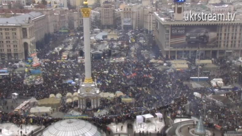 На Евромайдане зібралося близько 100 тисяч людей