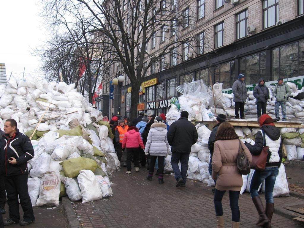 Оппозиция и милиция разошлись в подсчетах участников Народного вече 15 декабря