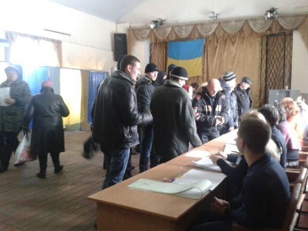 На избирательном участке Глевахи замечены "левые" голосующие  - ОПОРА