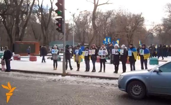 Тисячі дніпропетровців виступили проти "проплачених антимайданом"