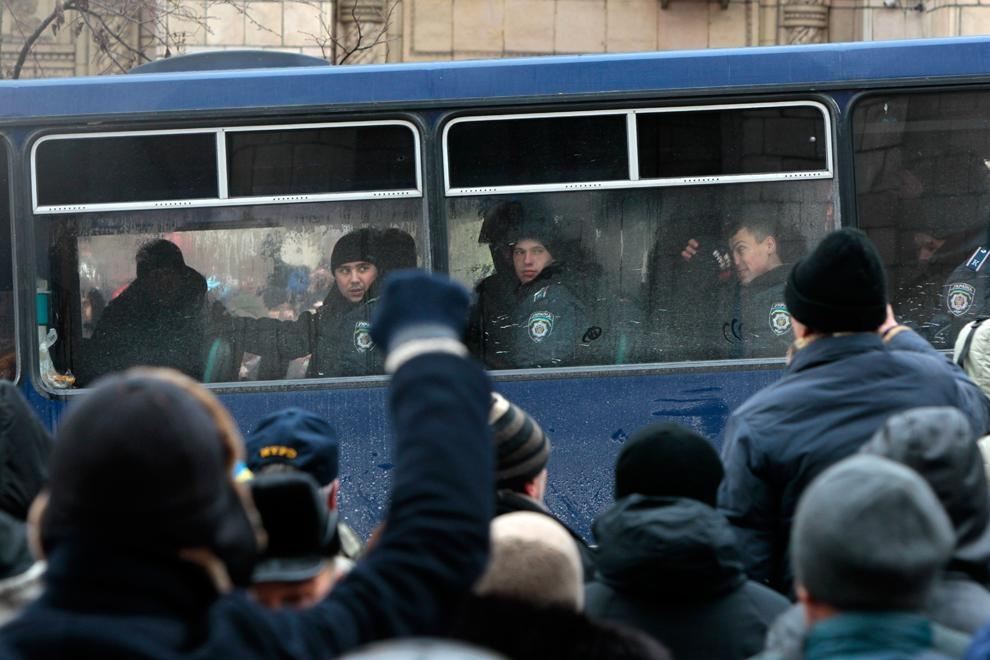 30 лучших фото Евромайдана