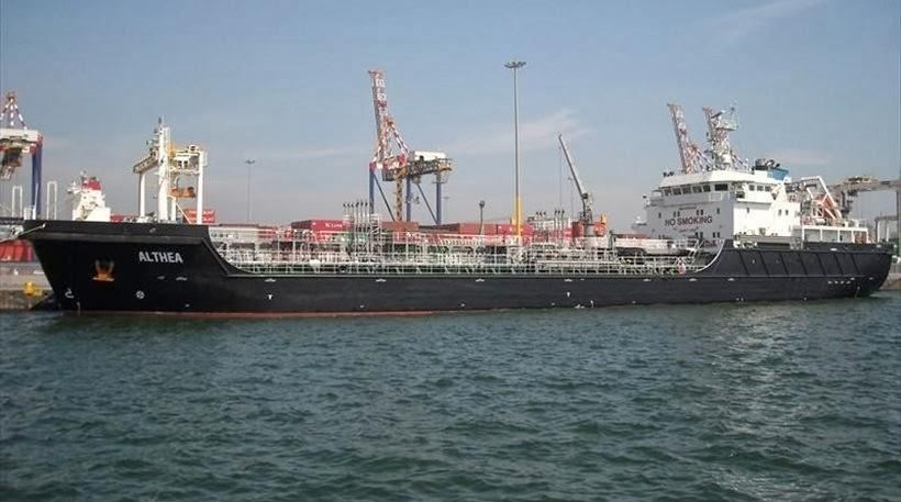У Нігерії пірати напали на судно з українцями і взяли в заручники капітана